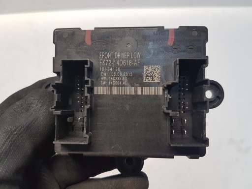 FK72-14D618-AF - Jaguar XE x760 модуль контроллер двери