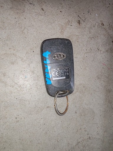 Оригінальний ключ 1p000-433-eu-tp Kia Venga 09-15