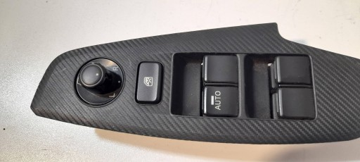 Mazda 3 BM 2013- control panel of the window BHR966350A (F68)