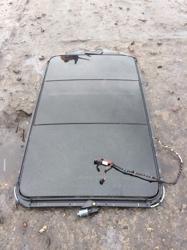 AUDI Q7 4l панорамний люк на даху