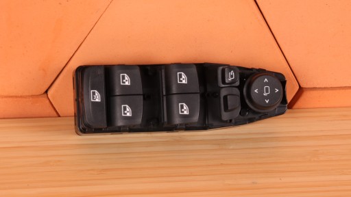 BMW F40 F44 G20 G21 G26 PANEL switch switch of the window of mirrors 7948785