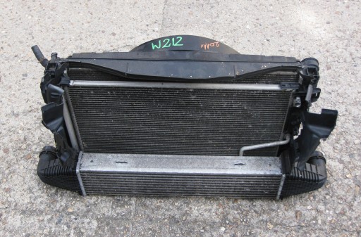 MERCEDES W212 LIFT E-KLASA KOMPLET of radiators A2045000100