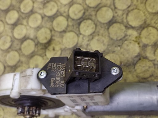 OPEL VECTRA C motorek okna levý předek 9178987