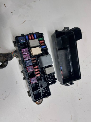 DAIHATSU TERIOS II 1.5 B Kasten der Sicherungen 7154-8755-30