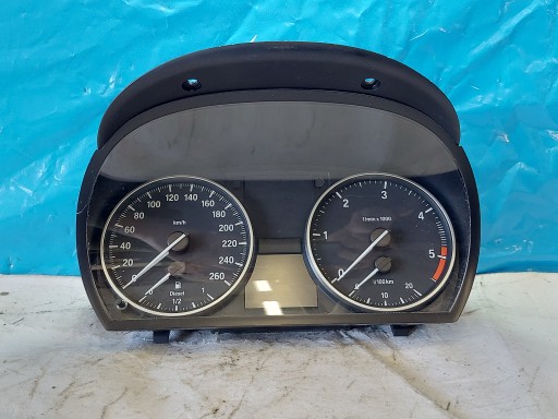 dials clock BMW 3 E90 318D 916684602