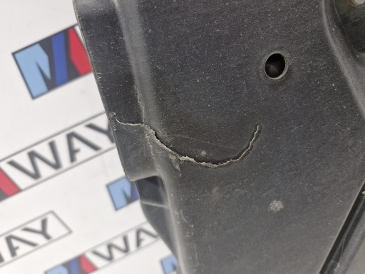 BMW E81 E82 E87 cover cover chassis of the engine