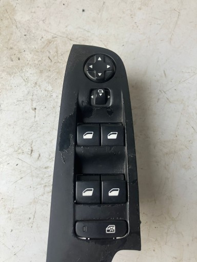 Bouton PANEL Vitre Rétroviseur CITROEN C4 PICASSO II 96788273ZD