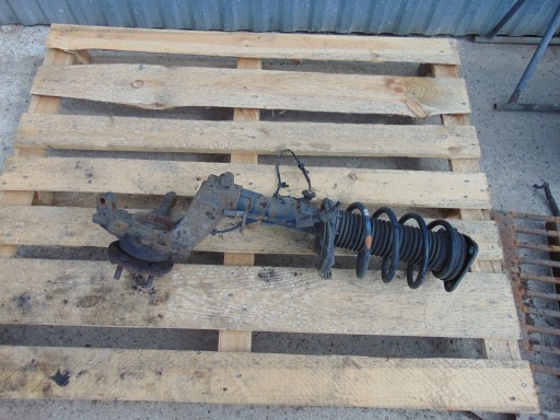 BV61-18K001-CBE - Макперсон левый ford focus mk3 c-max mk2 1.6 tdci