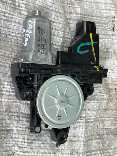 82460-A4010 - Carens iv мотор переднего правого стекла82460-a4010