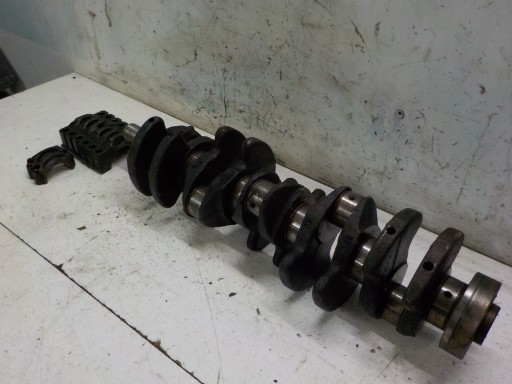 КОЛЕНВАЛ JEEP GRAND CHEROKEE WJ 2.7 CRD