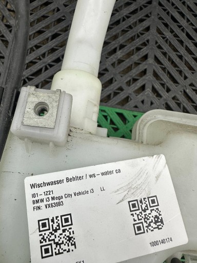 vaschetta serbatoio acqua tergicristalli BMW i3 7304020
