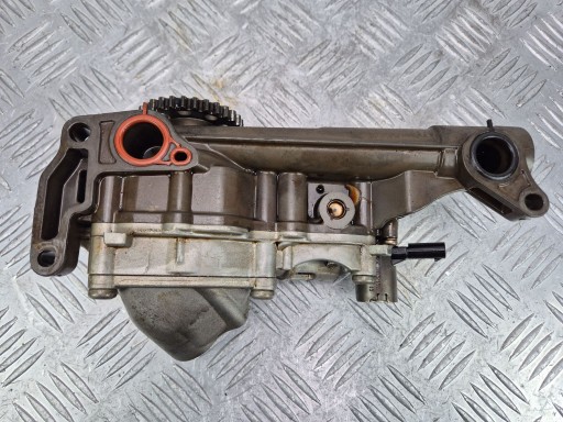 Pompa olio motore Mercedes A180 W176 R2701810501 M270.910