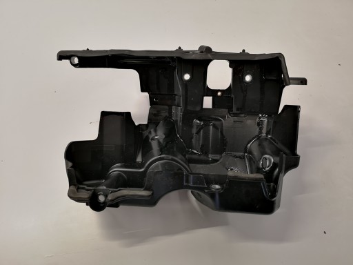 8200549100 - RENAULT MEGANE III ВЕРХНЯЯ ЗАЩИТА ДВИГАТЕЛЯ 1.5 DCI