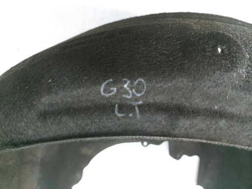 BMW G30 530e mudguard left rear part rear.