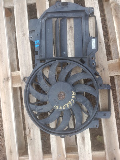 AUDI A6 C6 2.0 TDI radiator fan 4F0121003P