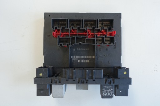 3C8937049P - VW КОМФОРТ МОДУЛЬ BORDNETZ PLUG ДРАЙВЕР