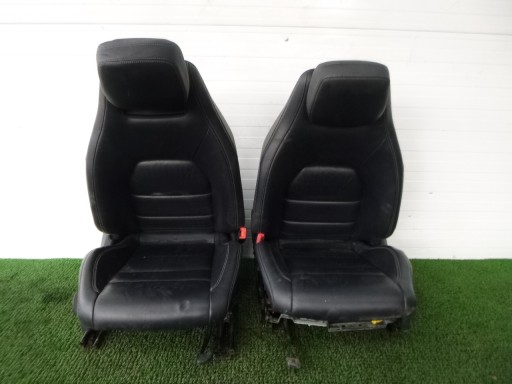 E-Class W207 переднее левое кожаное сиденье OE