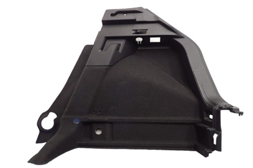 /P1/10 - AUDI A1 82A бекон багажника правый 82A867428A