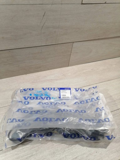 8039. VOLVO C70 ПРОВІД ДВЕРІ ПЕРЕД ЛІВИЙ 31334417