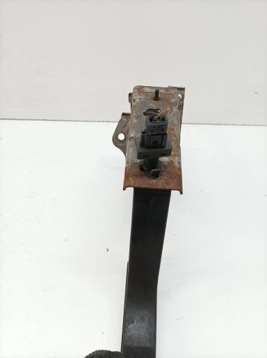 clutch pedal 9062900212 F036776 VW Volkswagen Crafter and (2006- )