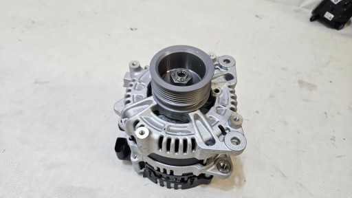 Генератор vw skoda seat audi 04l903030c новий