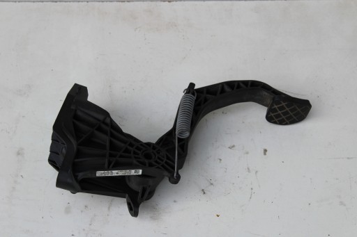 Педаль зчеплення 6R1721059T AUDI A1 1,4 TSI