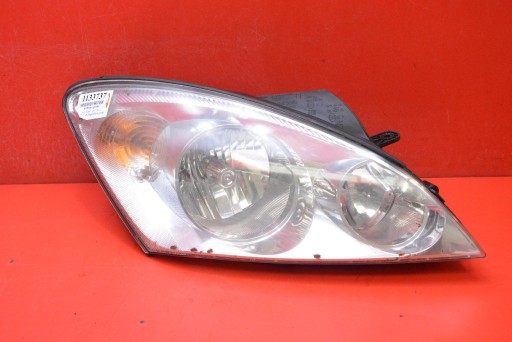 REFLEKTOR right light front EU 92102-1H000 KIA CEED 1 and 06-10