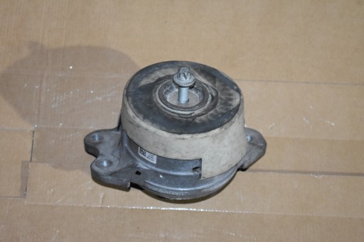 IDEALNA engine mount right MERCEDES W213 W253 1