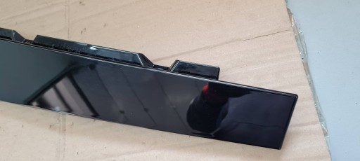 Jeep Grand Cherokee WL 2022 moulding cap windows door right rear part
