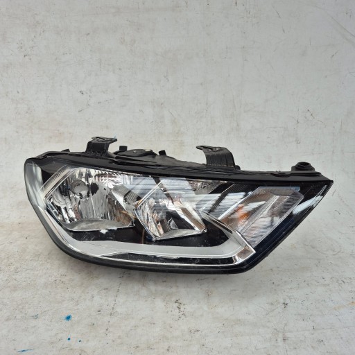 AUDI A1 II 82A 18- light right front front ZWYKLA 82A941004