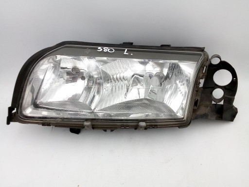 Volvo S80 and light left front front EU