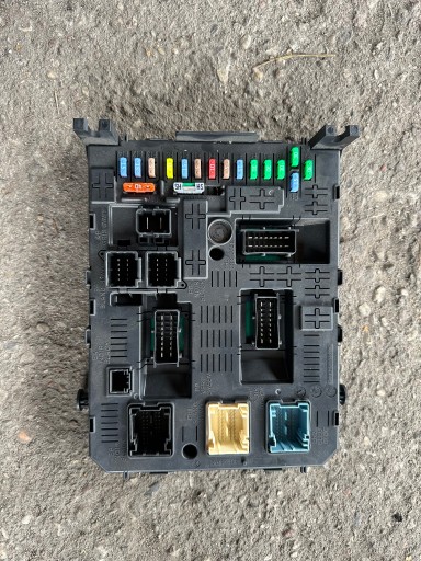 Citroen c5 iii x7 bsi модуль europa 966689568002