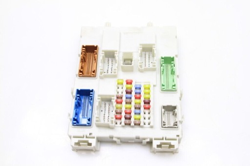 BV6N-14A073-ES - БЛОК ПРЕДОХРАНИТЕЛЕЙ BV6N14A073ES FORD FOCUS MK3