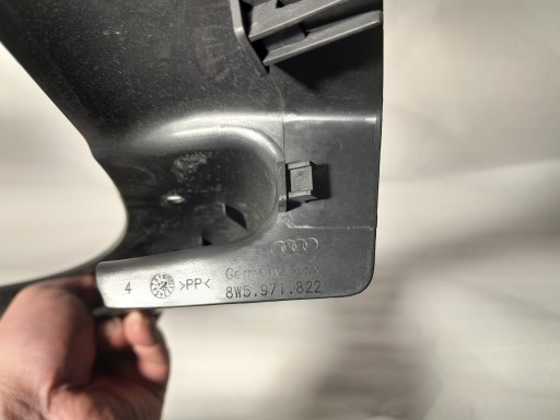 AUDI A4 B9 LIFT Sedan Blende Abdeckung Verschlußstopfen Scharnier heckklappe Kofferraum 8W5971822