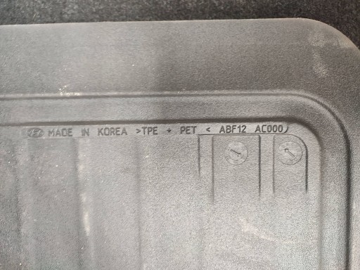 Mata rubber WELUROWA boot Hyundai Elantra VII 2020- ABF12AC000