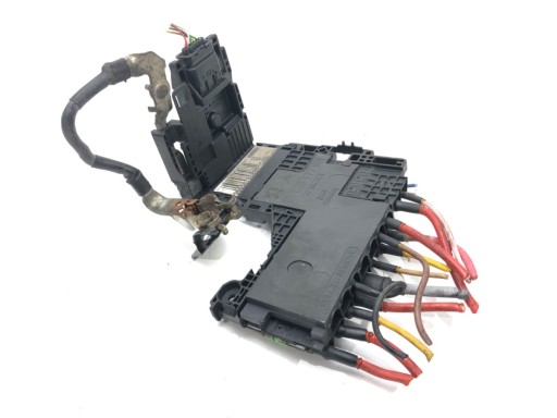 ЗАЖИМ МОДУЛЯ НАПРУГИ АКУМУЛЯТОРА CITROEN DS4 11-15 9665878080