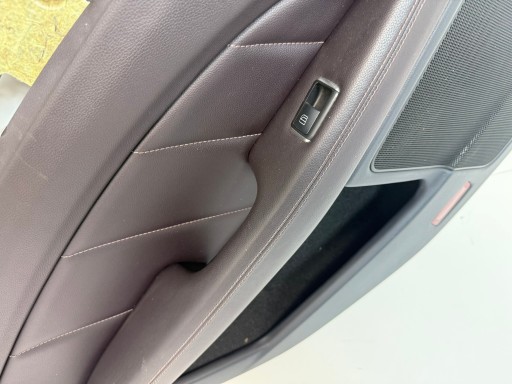 Mercedes W218 CLS side rear left