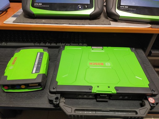 Тестер KTS 980 Bosch DCU 220 + KTS 590 комплект