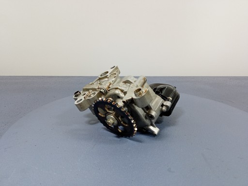 MAZDA 3 III BM 2.0 SKYACTIV МАСЛЯНЫЙ НАСОС PE7W14100