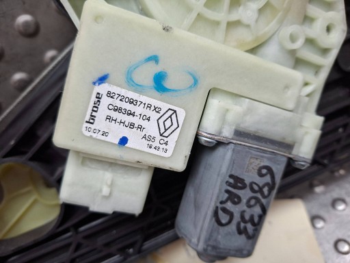 window regulator rear right 827209371R RENAULT CAPTUR II 2019