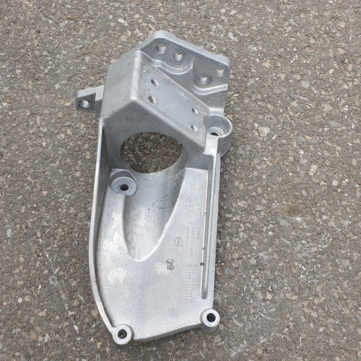 Supporto staffa cambio ingranaggi VOLVO XC40 II Originale