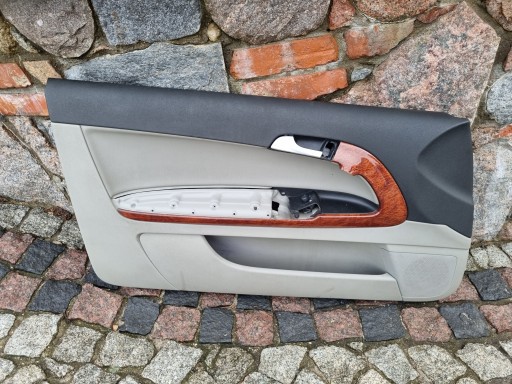 8P3867105 - Бекон оббивка двері лівий передній передній лівий AUDI A3 8P 3 двері