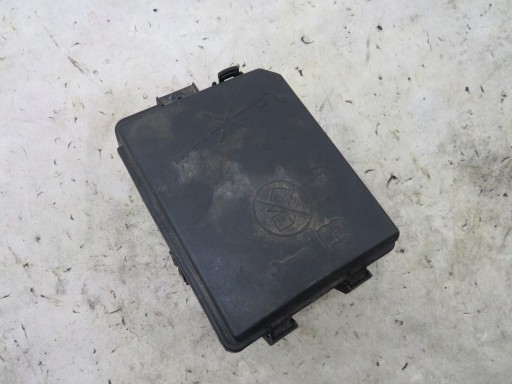 КОРПУС БЛОК ПРЕДОХРАНИТЕЛЕЙ CORSA E 39068005