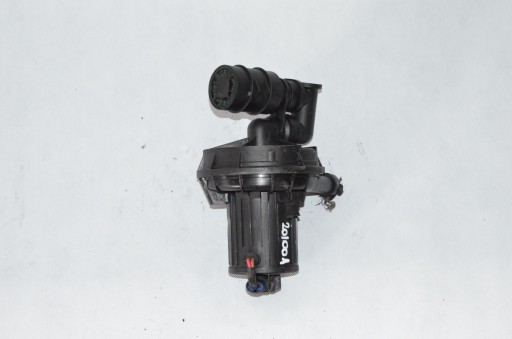 022131083K - Повітряний насос Audi A3 S3 VW Golf R32 3.2 V6 VR6