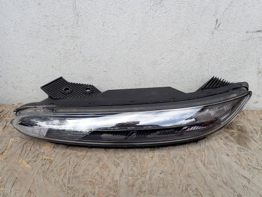 Лампа ліва фара led drl hyundai kona os lift 2020- 92207j9500