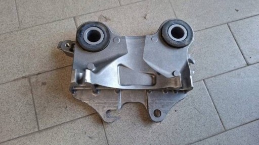 Support Support moteur plaque montage fixation Renault 5 E-Tech 4 e-tech 112219123R