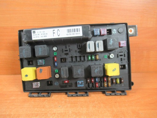 Блок предохранителей модуля bsi uec opel astra iii h 13191126 пин-код fc