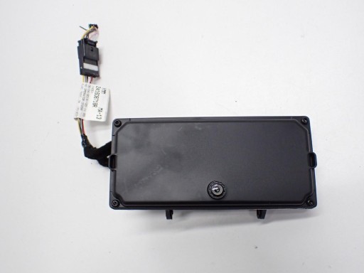 284621935R - Камера ассистента движения по полосе 284621935 renault scenery iv 19