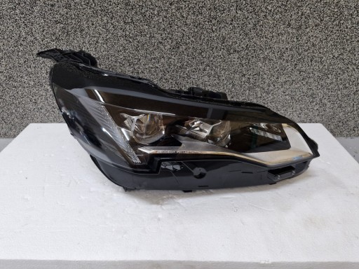 far desna Peugeot 3008 5008 LIFT 2020- FULL LED leća