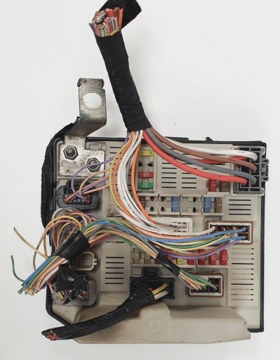 БЛОК ЗАПОБІЖНИКІВ RENAULT MEGANE II 820048186